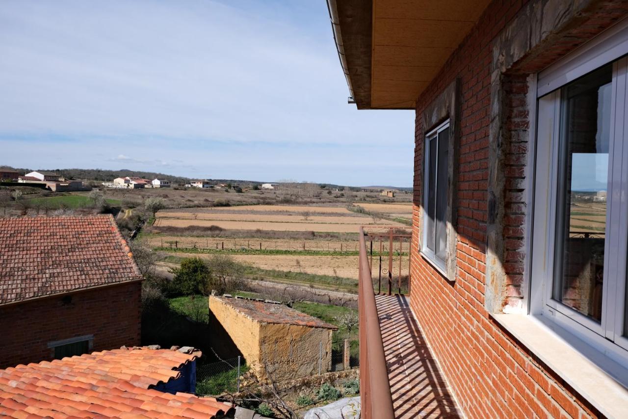 Lar Do Vento Apartment Calzadilla de Tera Екстериор снимка