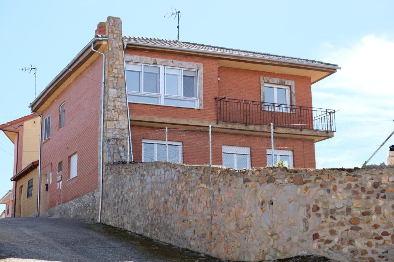 Lar Do Vento Apartment Calzadilla de Tera Екстериор снимка