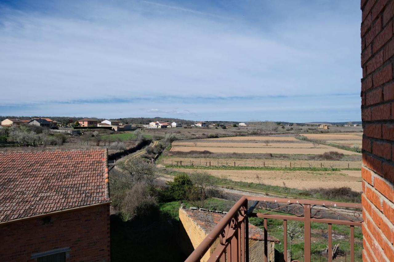 Lar Do Vento Apartment Calzadilla de Tera Екстериор снимка